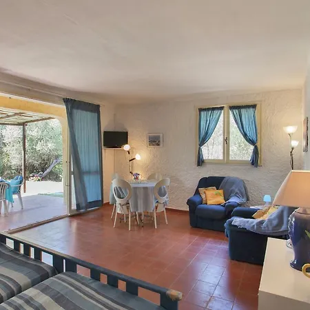 Comfortable With Terrace Holiday home